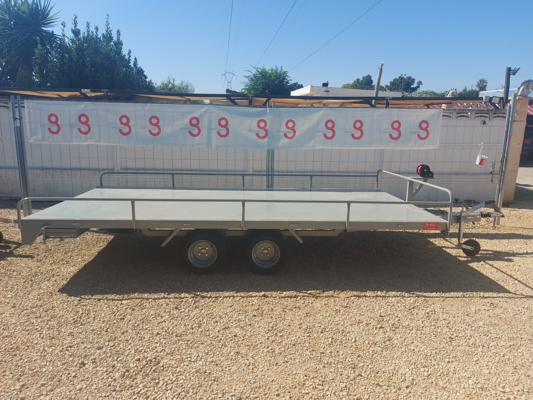 REMOLQUE PLATAFORMA 4 X 2