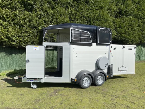 REMOLQUE VAN DE CABALLOS HBX 506 DE IFOR WILLIAMS - Imagen 8