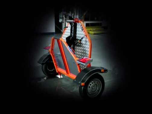 REMOLQUE DE MOTO ABATIBLE Y PLEGABLE UNO - Imagen 2