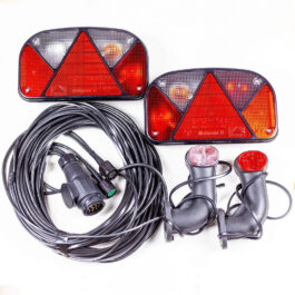 Conjunto: Pilotos traseros Aspöck Multipoint II, luces de gálibo Superpoint II con arnés 7 m 13-pin