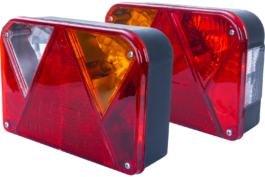 Conjunto: Pilotos traseros DPT 35 con luces de gálibo DPT 15 y arnés 5,5 m 13-pin