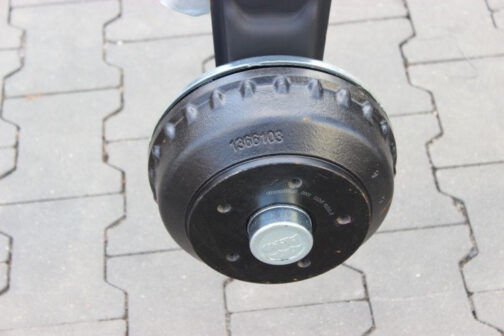 Eje estanco con freno para remolques náuticos AL-KO 1200 mm 1000 kg 5x112 - Imagen 2